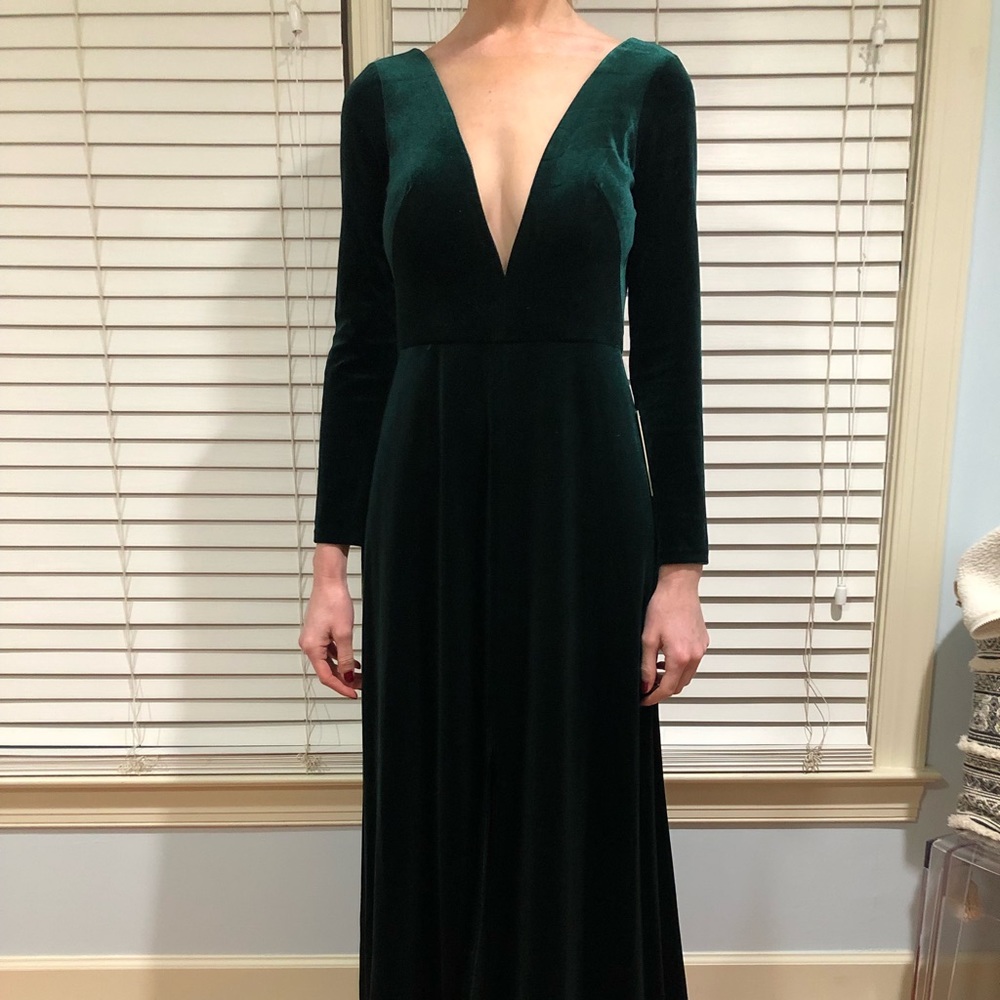 Jenny Yoo Green Velvet Dress; new; size 6-8